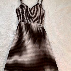 Ann Taylor XS striped stretchy circle dress midi